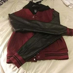 Rue 21 coat. Very cute. Brand New . I love It just